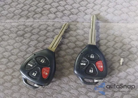 2011 Toyota Camry Le z USA, uszkodzony, nr VIN 4T1BF3EK0BU669122